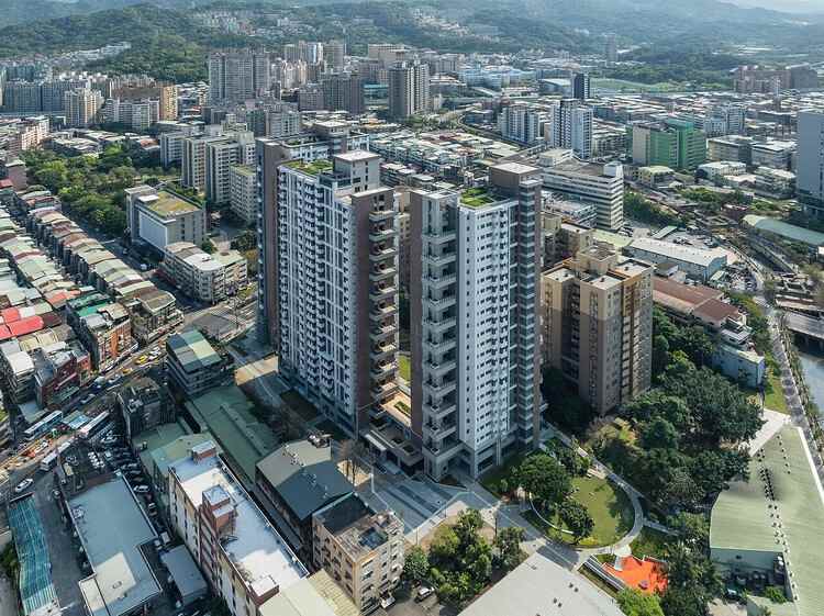 为高密度环境而设计：现代主义如何持续塑造社会住宅 - 30 的图像 31