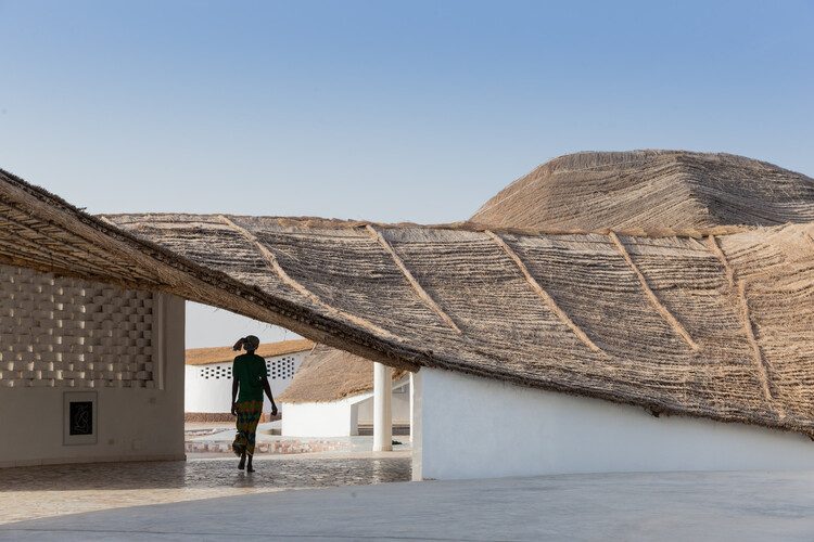 土地的韵律:建筑作为农业生态学的体现(图2) 土地的韵律:建筑作为农业生态学的体现 - 更多图片