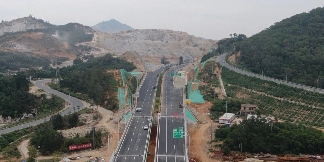 翔安机场高速公路海翔大道段(图2) 翔安机场高速公路海翔大道段(图2)