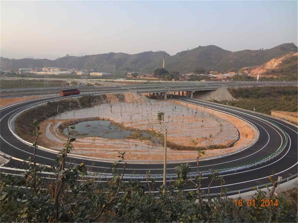 沈海复线高速公路漳州天宝至诏安…(图2) 沈海复线高速公路漳州天宝至诏安…(图2)