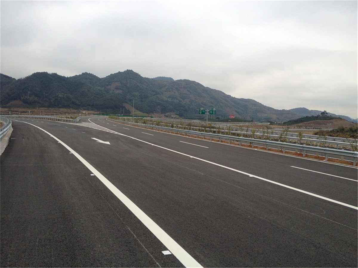 松建A4标(图2) 松建A4标(图2)
