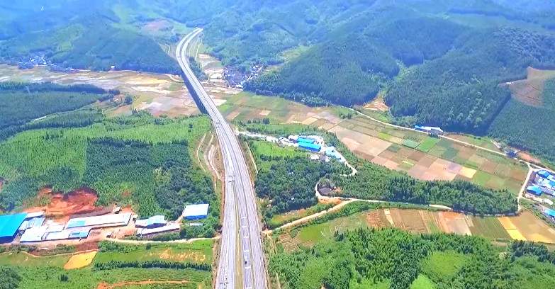 松溪至建瓯高速公路1.jpg 松溪至建瓯高速公路通过竣工验收(图2)