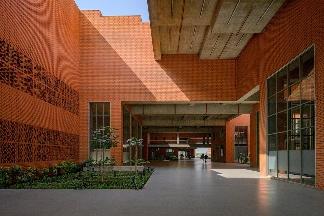 463个阶梯平台,铺满印度Prestige大学新建筑屋面(图14) 463个阶梯平台,铺满印度Prestige大学新建筑屋面(图14)